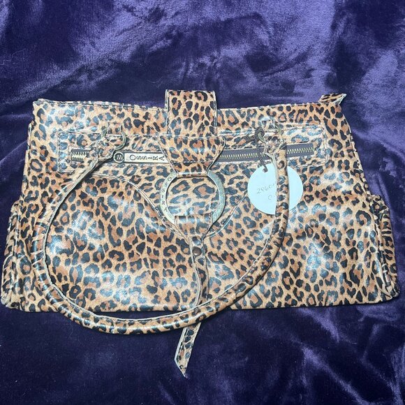OASIS | Vintage Leopard Print Purse - Picture 2 of 5
